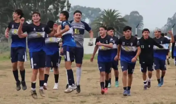 El Club Atlético Tiro Federal celebra 98 años con fútbol juvenil en el Estadio Juan Silverio Oroz