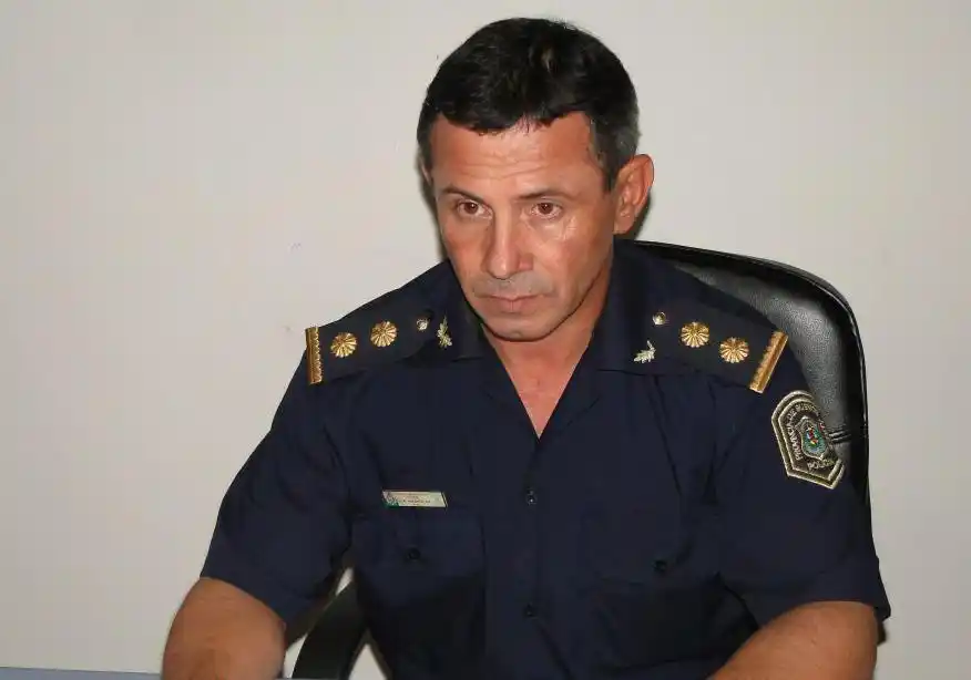 9 de julio: Jefe de Policía local detuvo a un agente de su propia fuerza