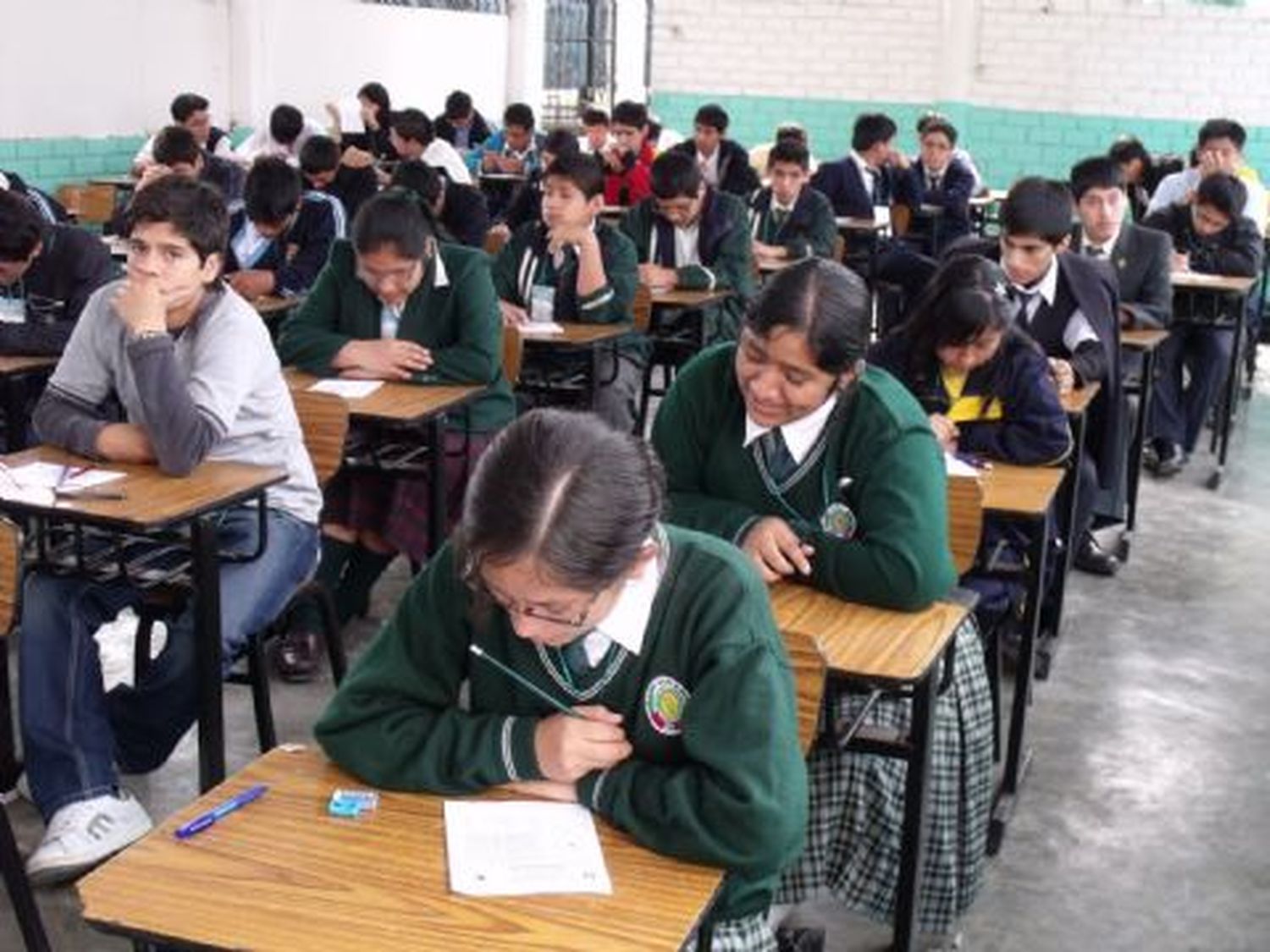 Scioli autorizó suba en las cuotas de los colegios privados