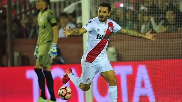 En una remontada histórica, Lanús es finalista de la Copa