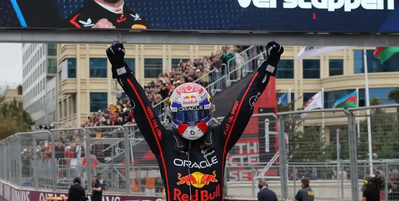 Verstappen ganó sin oposición y ya suma cuatro triunfos en la temporada. Foto: Reuters