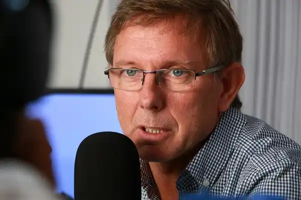 “Con el intendente Piaggio no tengo comunicación hace más de cuatro meses”