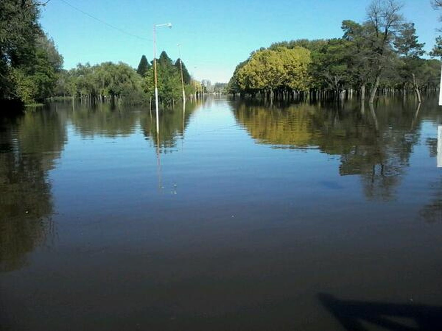 Tras el temporal, el Gobierno asiste a distritos afectados 