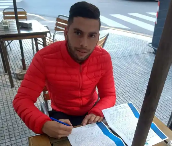 Juventud sigue sumando: incorporó a Aquino y Fernández