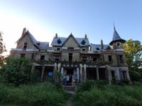 Un recorrido por el enigmático Castillo de Egaña