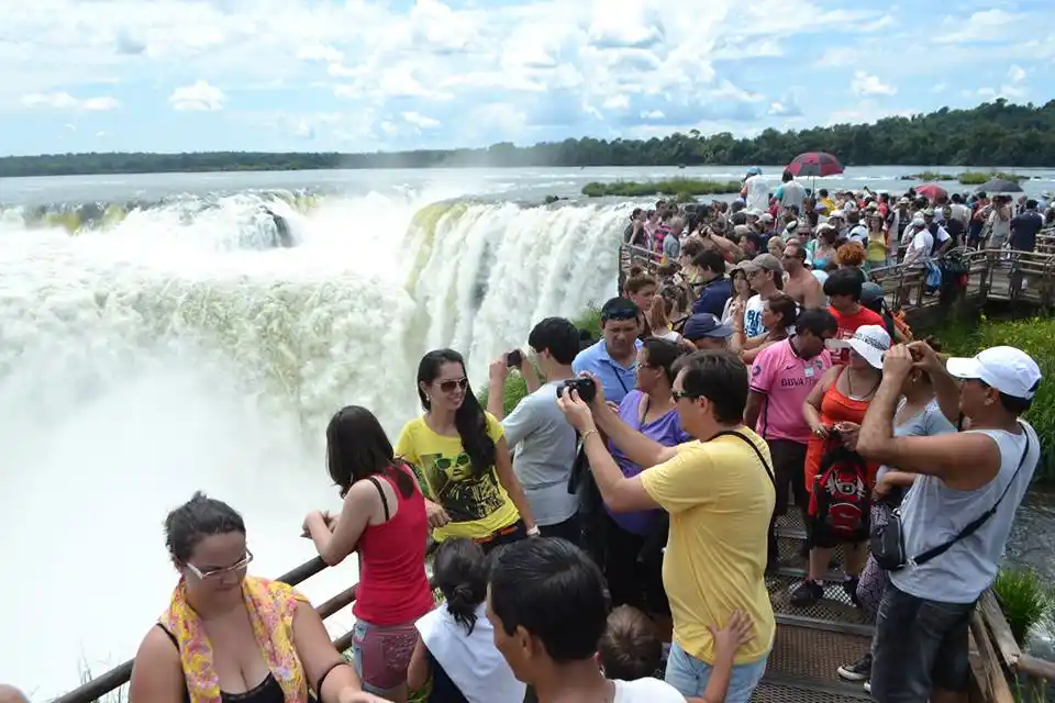 Según CAME, turistas gastaron $2.201 millones y las ventas crecieron 3,8 %