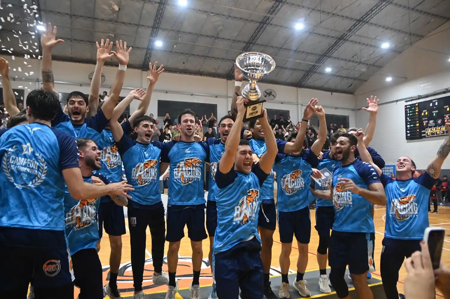 Racing de Chivilcoy hizo historia y ascendió a la Liga Nacional de Básquet