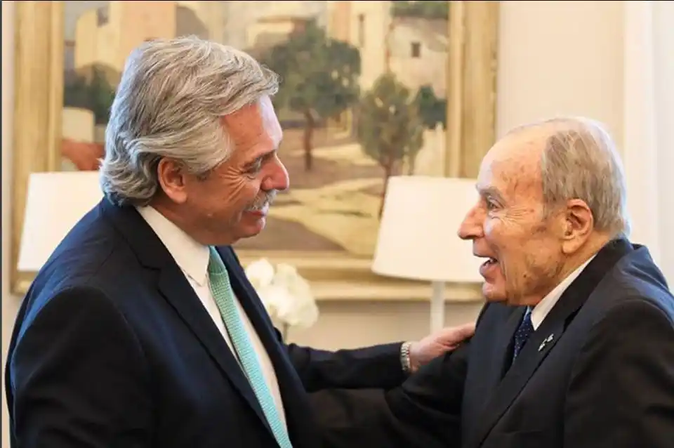 “Todo el pensamiento político debe contribuir al Sistema de Salud”