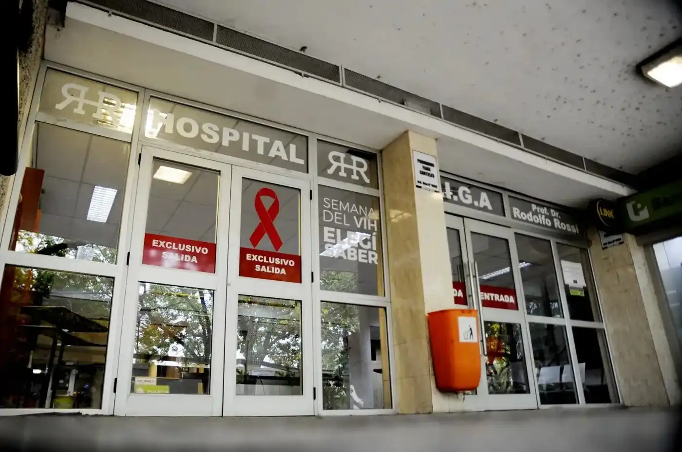 El hombre fue hallado en el Hospital Rossi en La Plata.