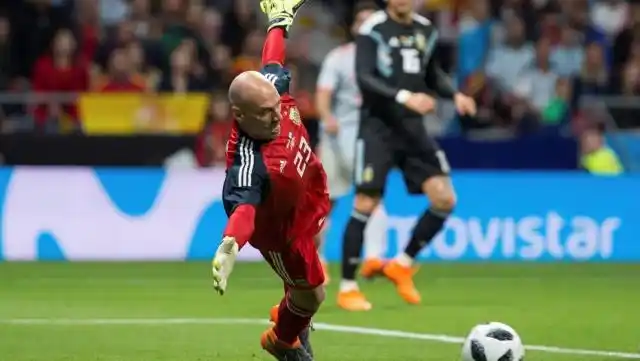 Wilfredo Caballero: "Si Sampaoli me tiene que dar una mala noticia, prefiero que sea cara a cara"