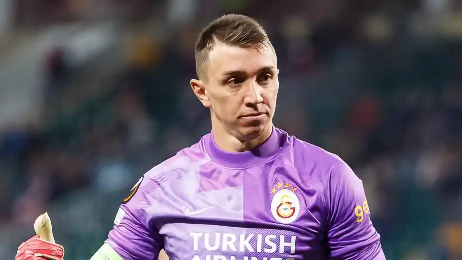 Fernando Muslera, a un paso de sumarse a Estudiantes de La Plata