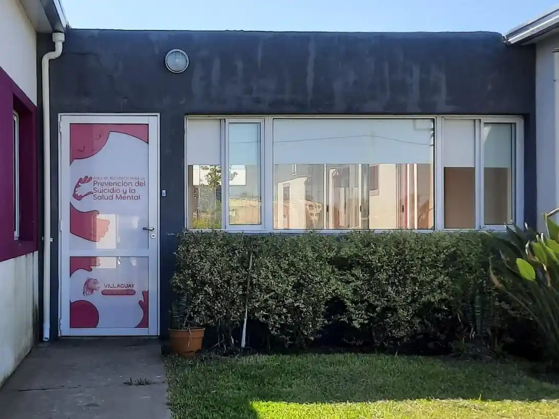 El Área de Prevención del Suicidio y la Salud Mental abrió las puertas de su
espacio en Mosconi y Paraguay