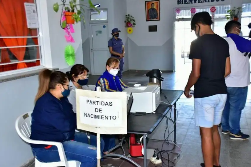 El programa Accionar identidad permitirá la preinscripción para personas indocumentadas