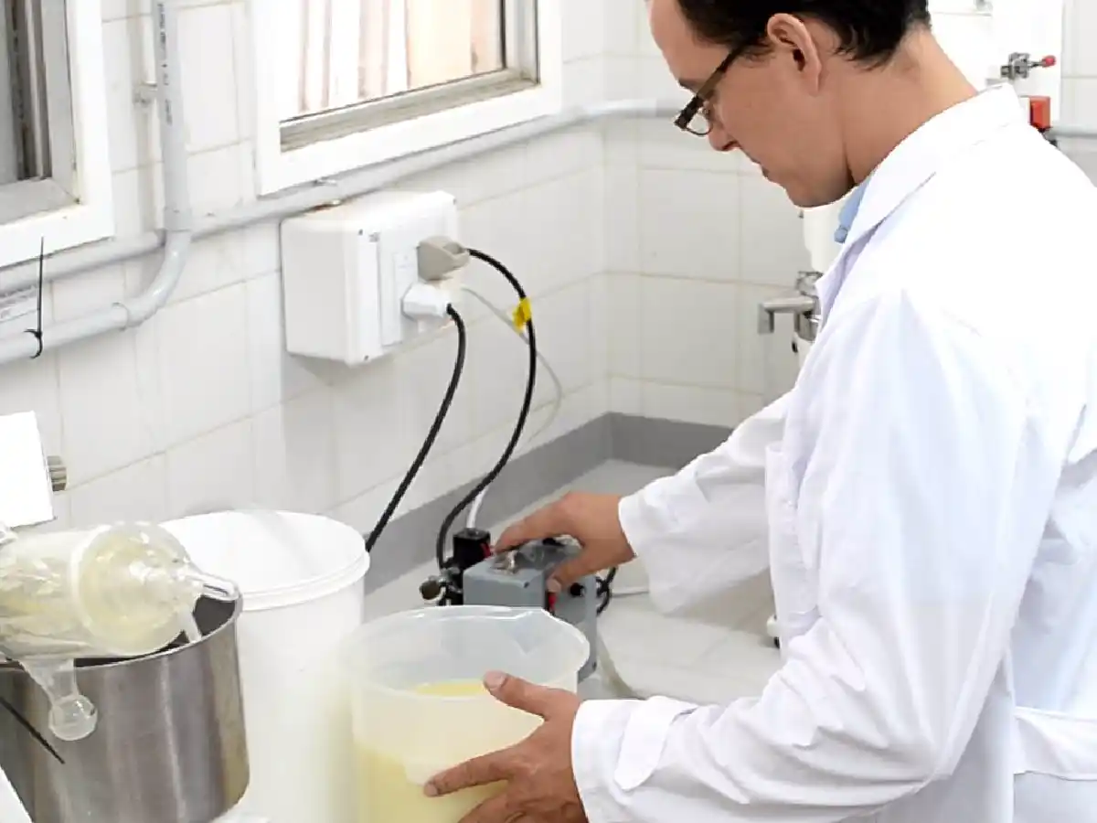  El Inta Rafaela convertirá lactosuero en bioplásticos y aditivo alimenticio         