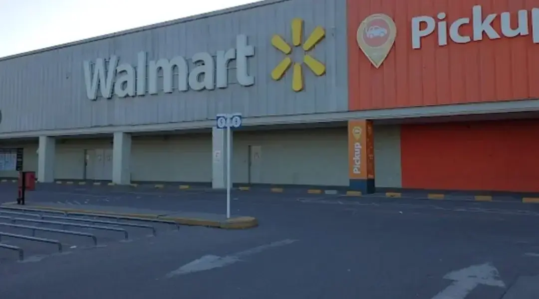 Le robaron el auto en un Walmart de Bahía Blanca y 18 años después la Justicia ordenó pagarle una suma insólita