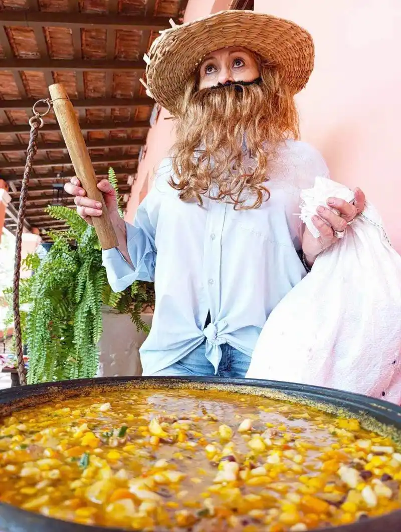 La Dirección de Patrimonio
ofreció el tradicional jopará