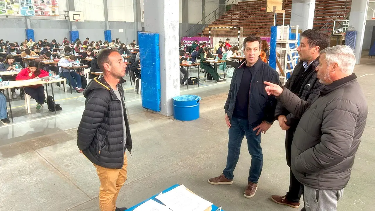 Presencia de Rojas. En el inicio del certamen