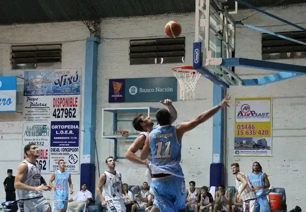 Central mostró su peor cara y fue vapuleado por Regatas Uruguay