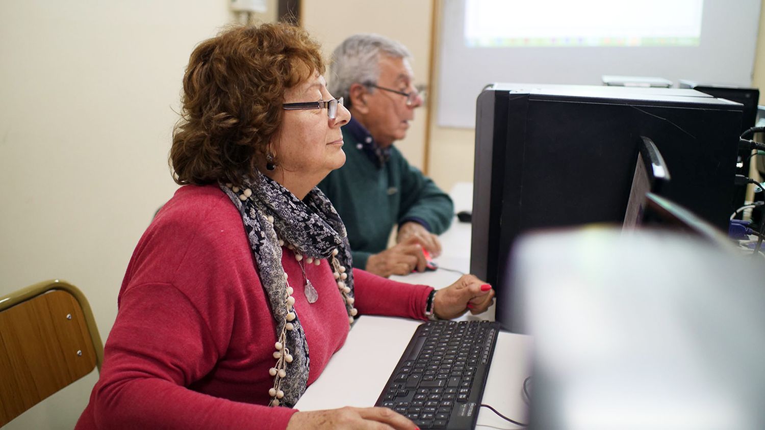 Tecnología. Acceso para adultos mayores