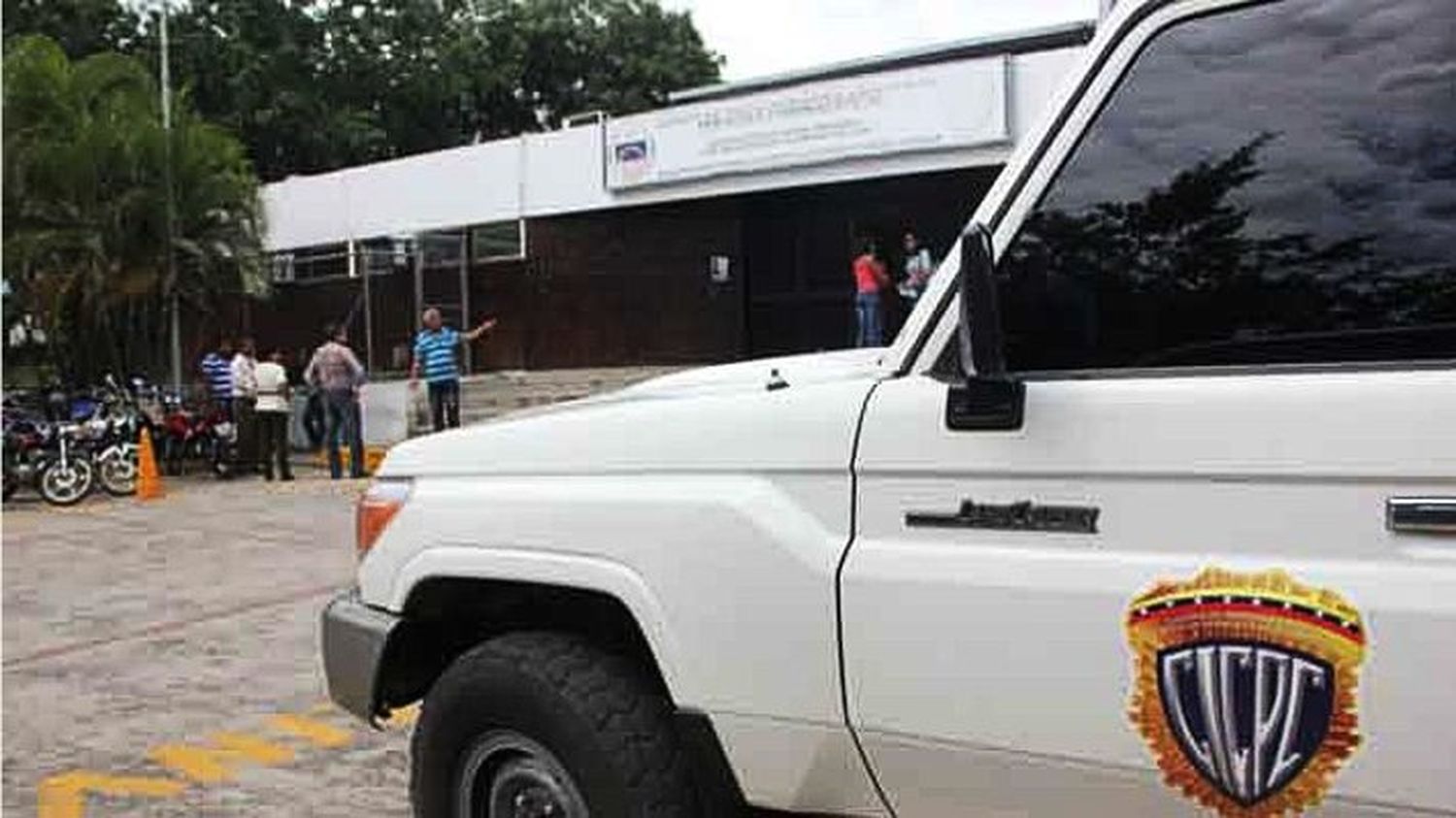Esto le pasó a un gruero en las peligrosas vías de los Valles del Tuy en Miranda