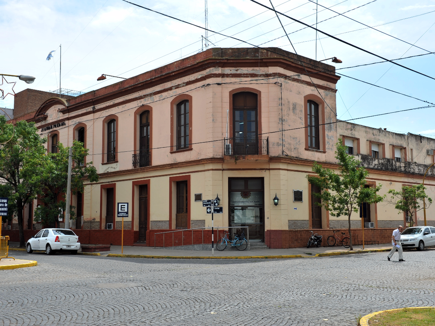 Un menor fue detenido por robar el celular a un hombre