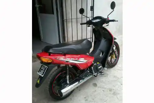 A pesar de tener alarma sustrajeron una moto