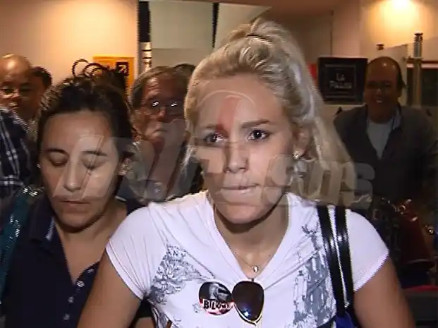 Escandalosa llegada de Oliva a la Argentina: Insultos y empujones