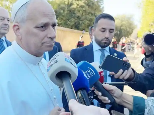 León XIV: Debemos buscar soluciones y caminos hacia la paz