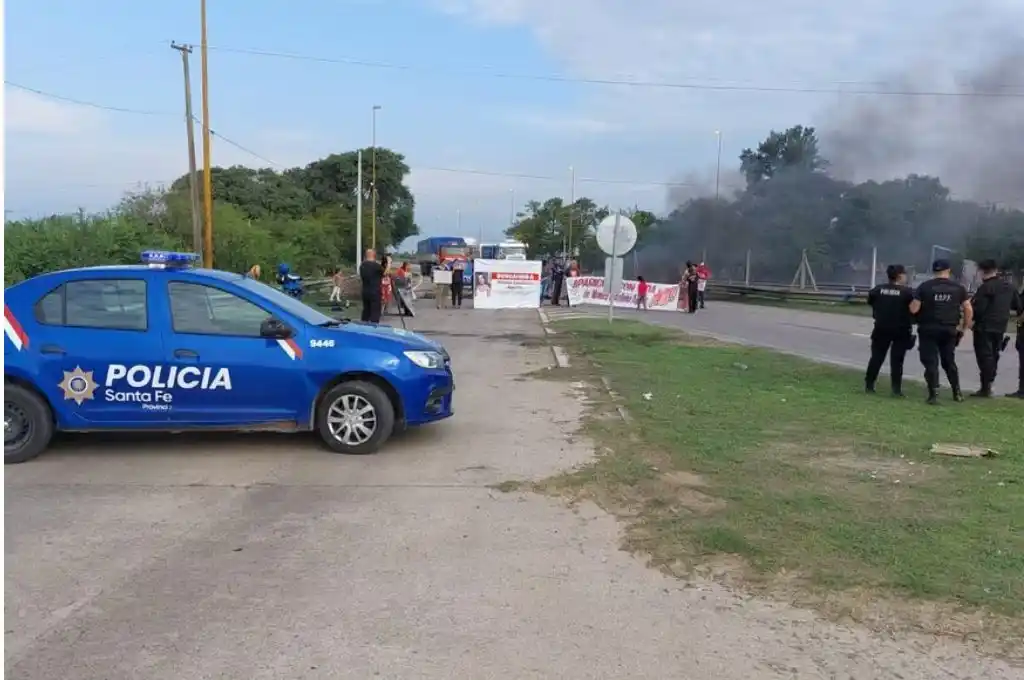 Corte de tránsito en Circunvalación: reclaman la aparición con vida de Mónica Aquino