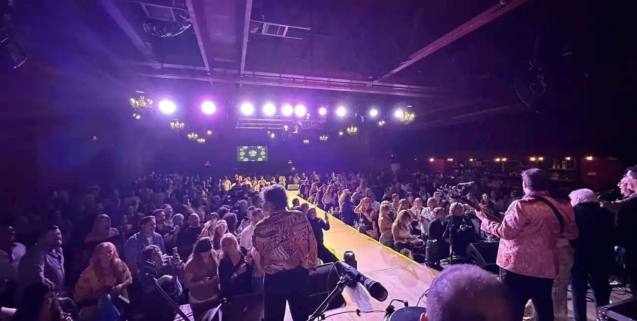 Los Palmeras llevaron su música a Miami.