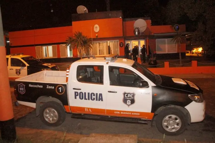 Robaron herramientas de un taller y hasta se llevaron una camioneta