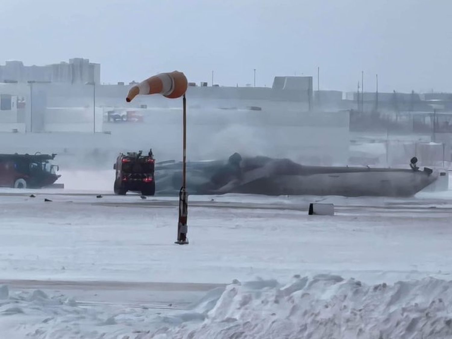 Accidente de un CRJ-900 de Endeavor Air (Delta Air Lines) en Toronto: esto sabemos