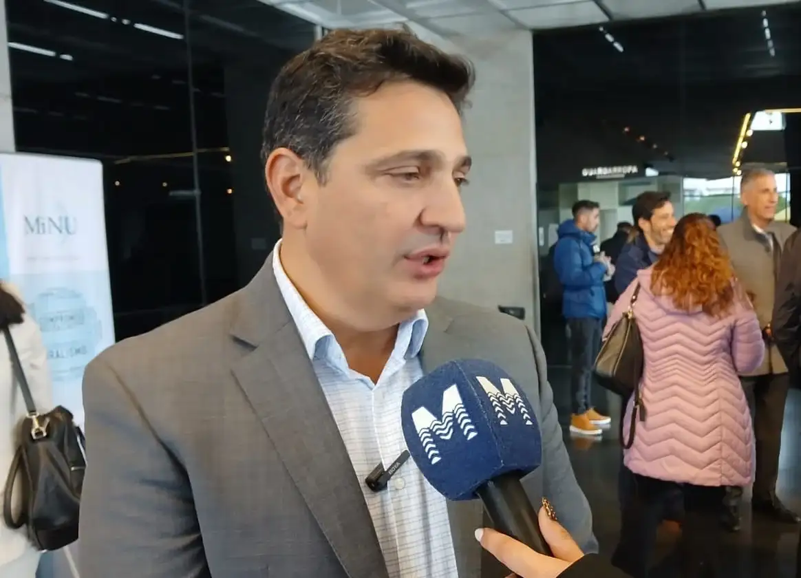 Marinucci ponderó la entrega de más de 120 dispositivos de control de alcoholemia a los municipios.