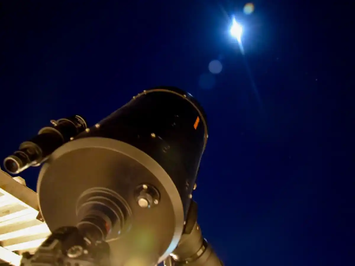 La Luna y Saturno podrán ver en agosto  desde el Observatorio de la UTN