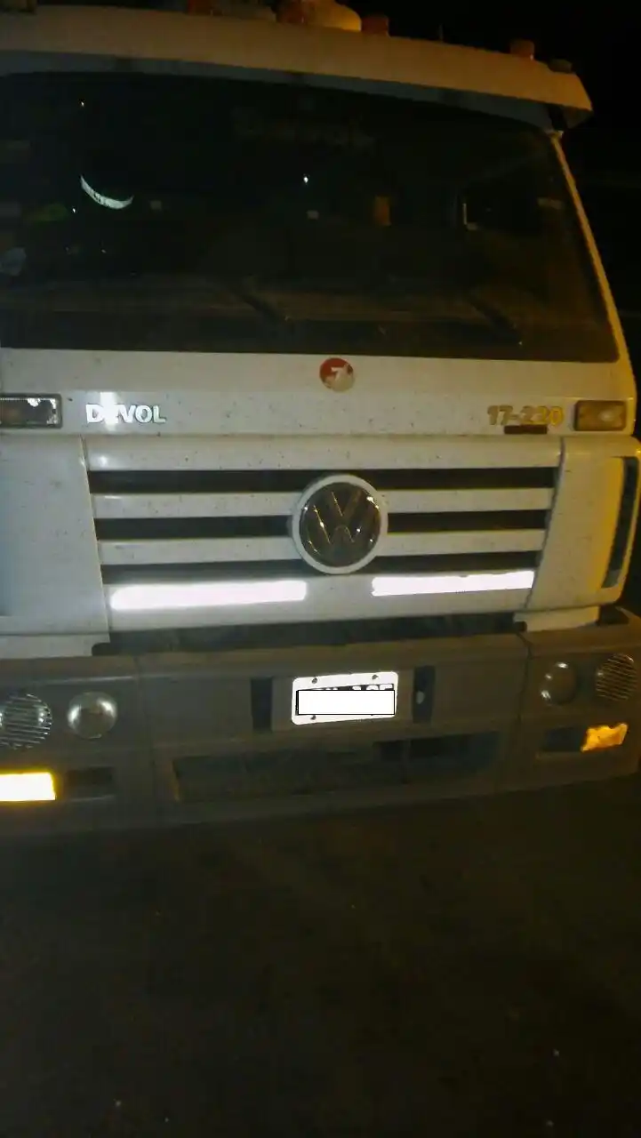 Seguridad Vial detuvo un camión en la A012 que realizaba maniobras peligrosas