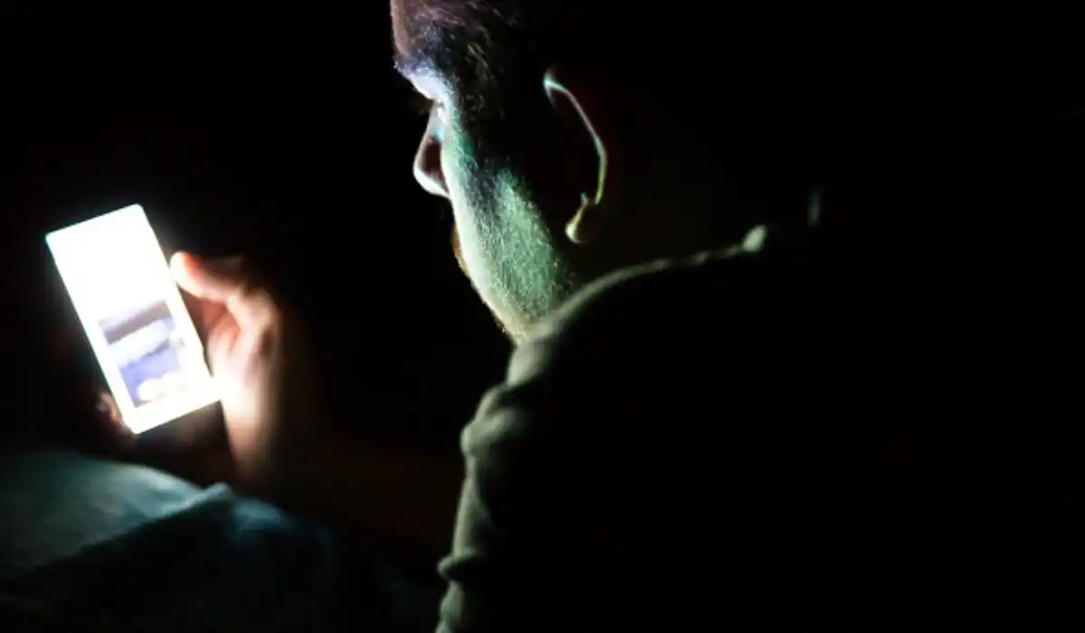 El impacto de las redes sociales en la autoestima de los adolescentes