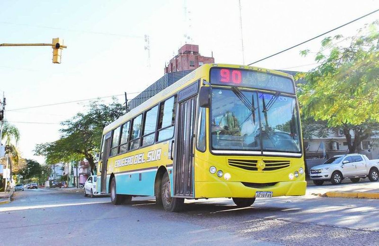 Colectivos: choferes de Crucero del Sur están
de paro por no haber cobrado sus sueldos