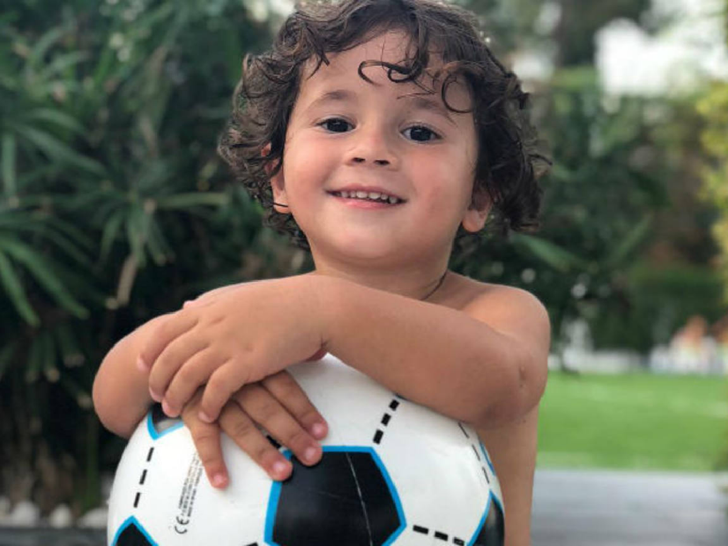 Las travesuras de Mateo Messi en las tribunas del Mineirao