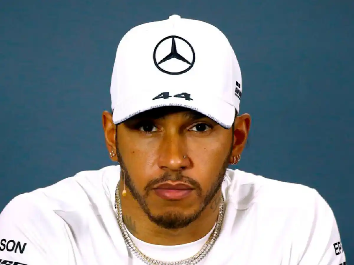 Hamilton contó que fue víctima  de bullying en su etapa escolar