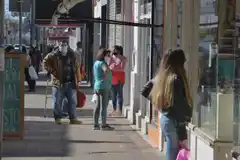 A partir del 10 de diciembre se extenderá la franja horaria para la actividad comercial