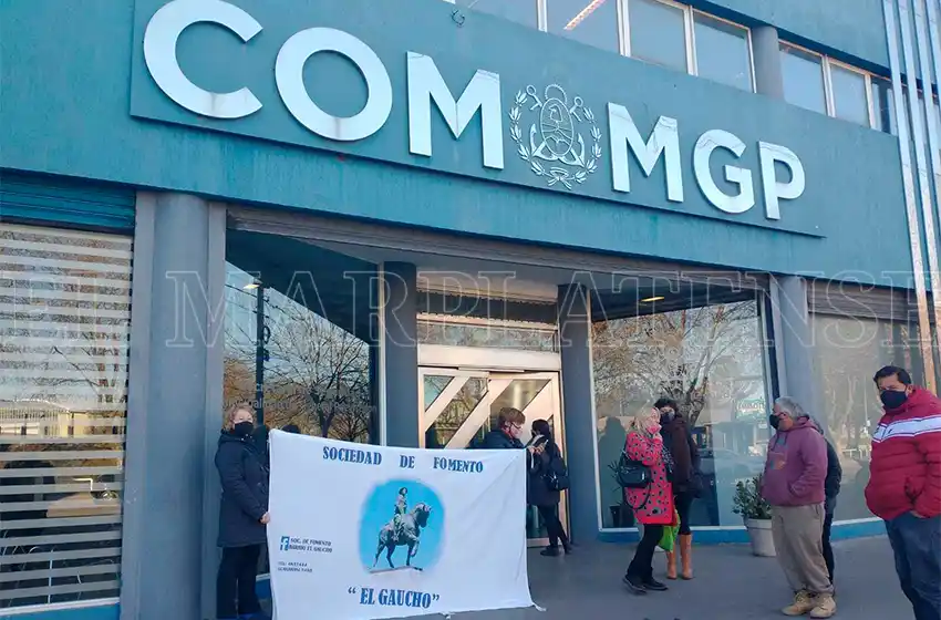 Vecinos autoconvocados reclamaron más cámaras para los barrios de Mar del Plata en el COM