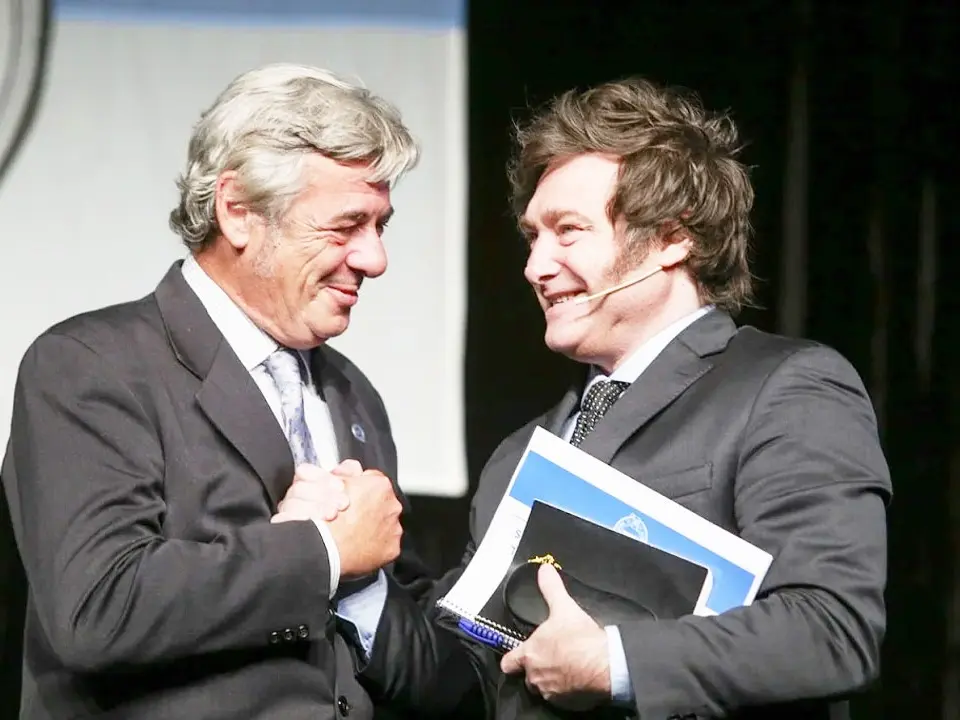 Milei se reunirá con la Mesa de Enlace en medio de reclamos por las retenciones