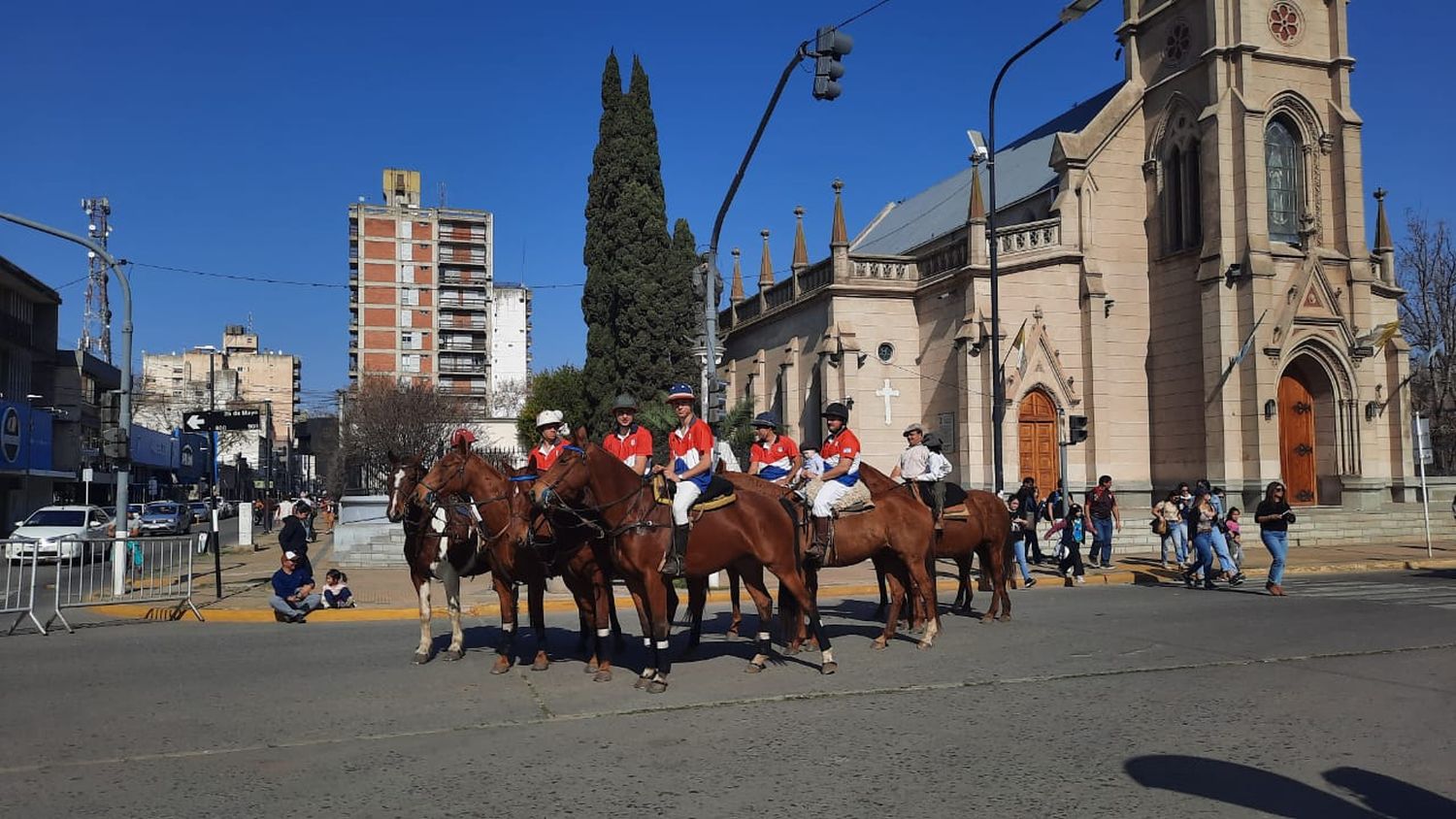 La Caravana de la Producción recorrió las calles venadenses en la antesala de ExpoVenado 2023