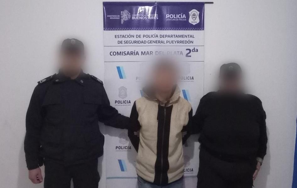 El hombre de 34 años fue detenido por la policía.