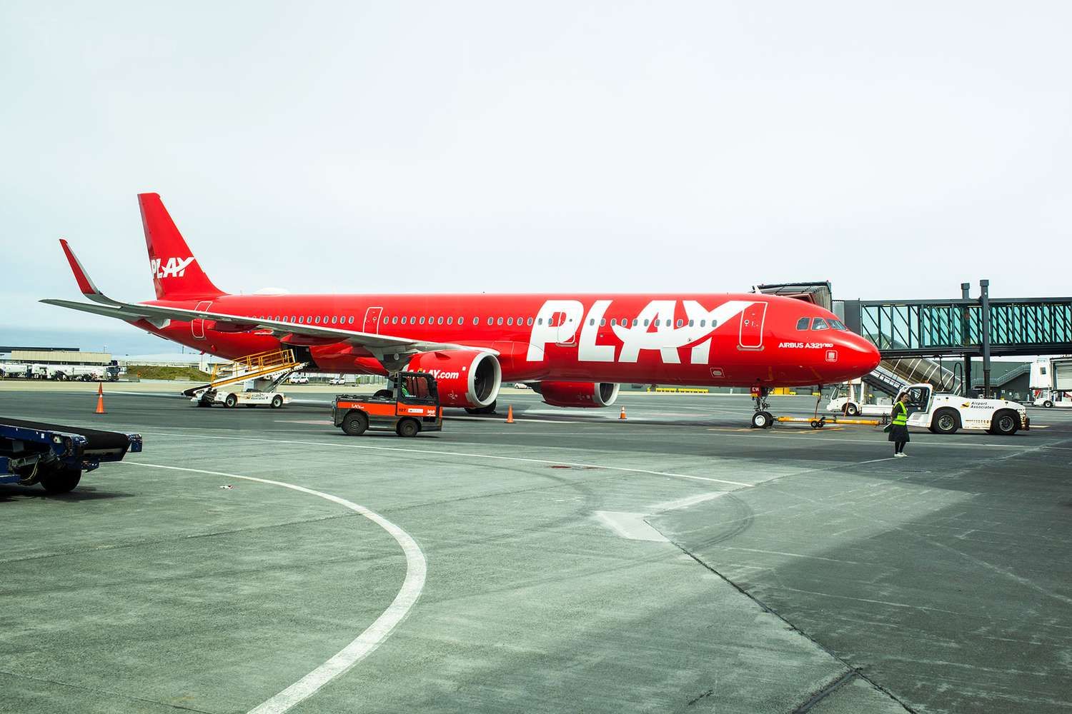 PLAY Airlines changes business plan in the face of weak profits