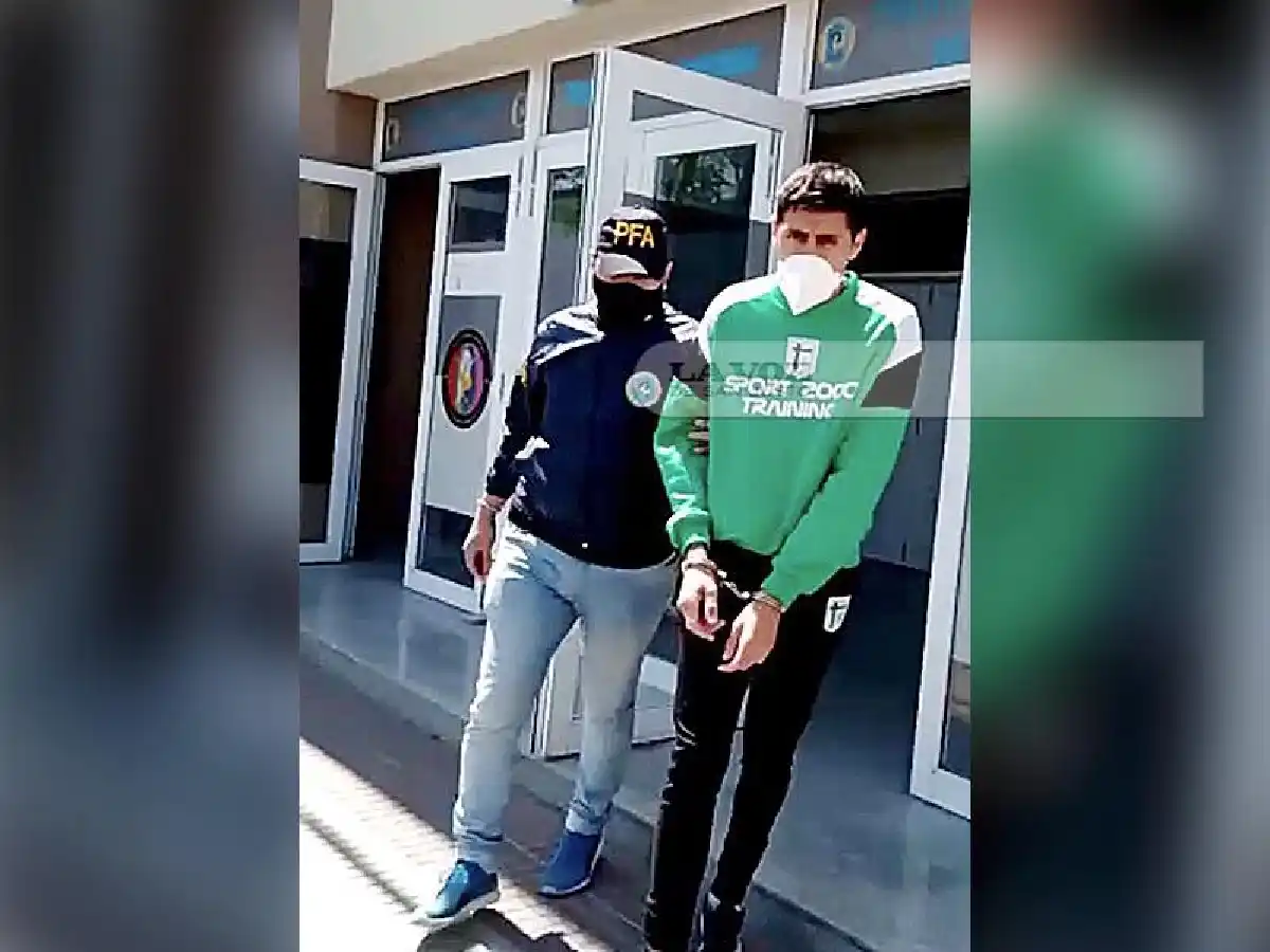 “Requena estaba de viaje”, dijo su abogado: ya está detenido en la UCA  