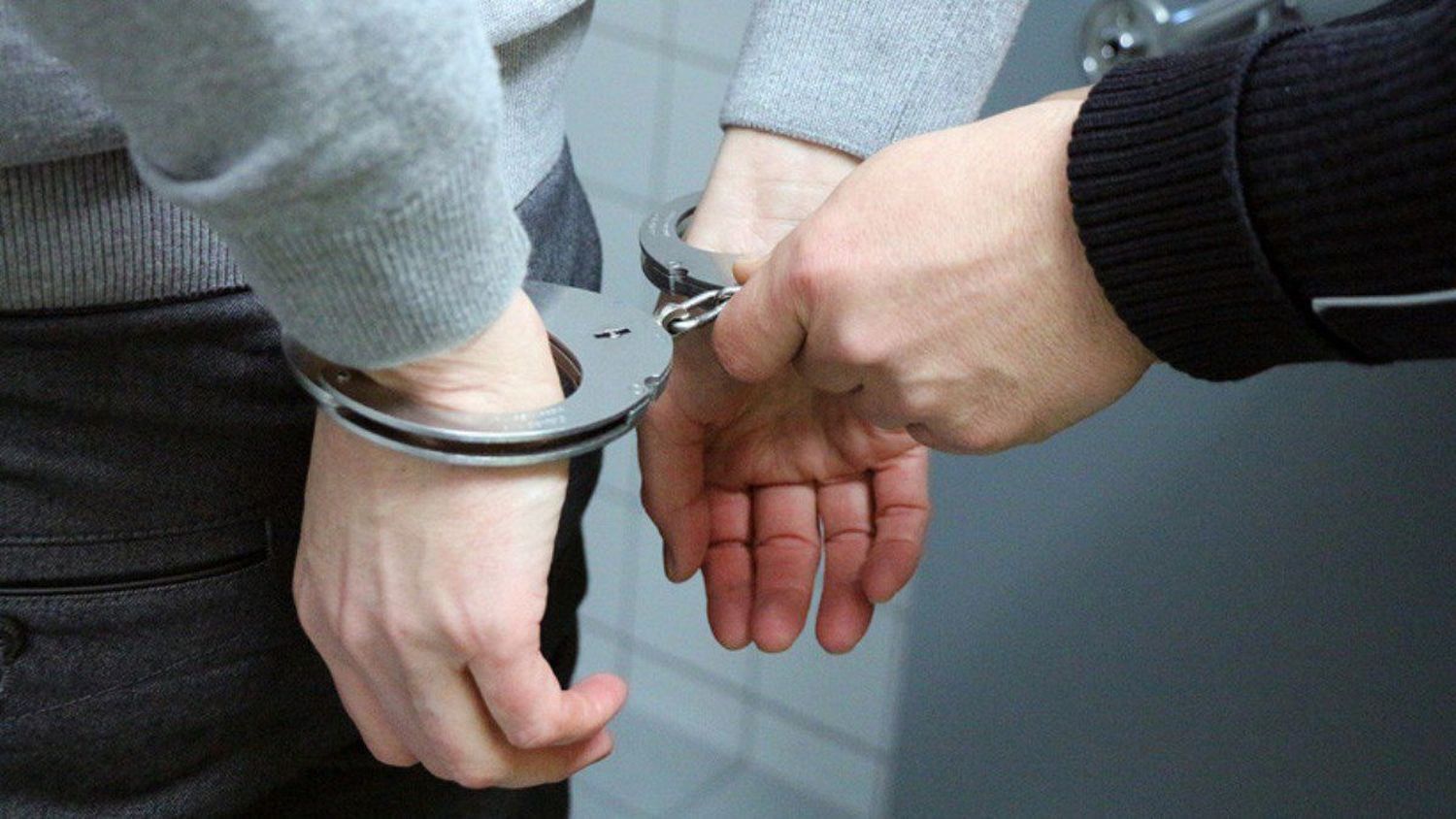 RECIBIÓ NUEVO AÑO CON DENUNCIA A CUESTAS: Detienen a hombre por presuntos actos lascivos contra niña de 12 años