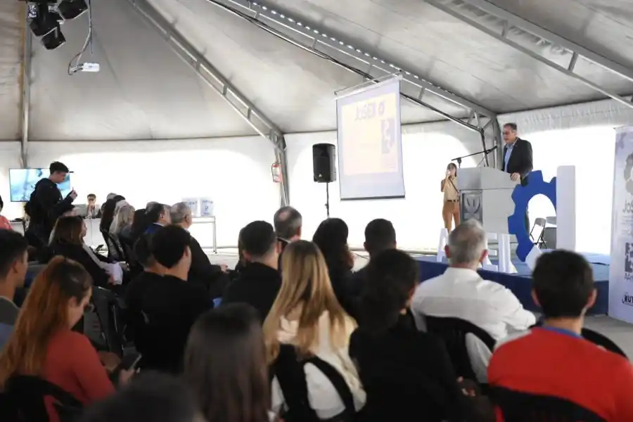 “Estamos construyendo la ciudad universitaria”