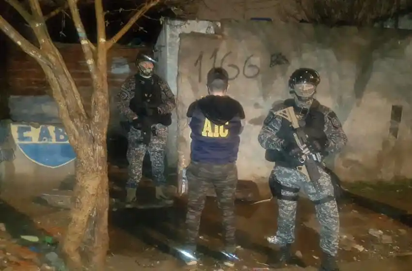 Detuvieron a un hombre sospechado de perpetrar la balacera en la que murió el martes una joven de 22 años