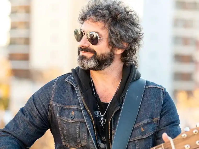 Iván Noble regresa a Concordia con un show íntimo en Pueblo Viejo